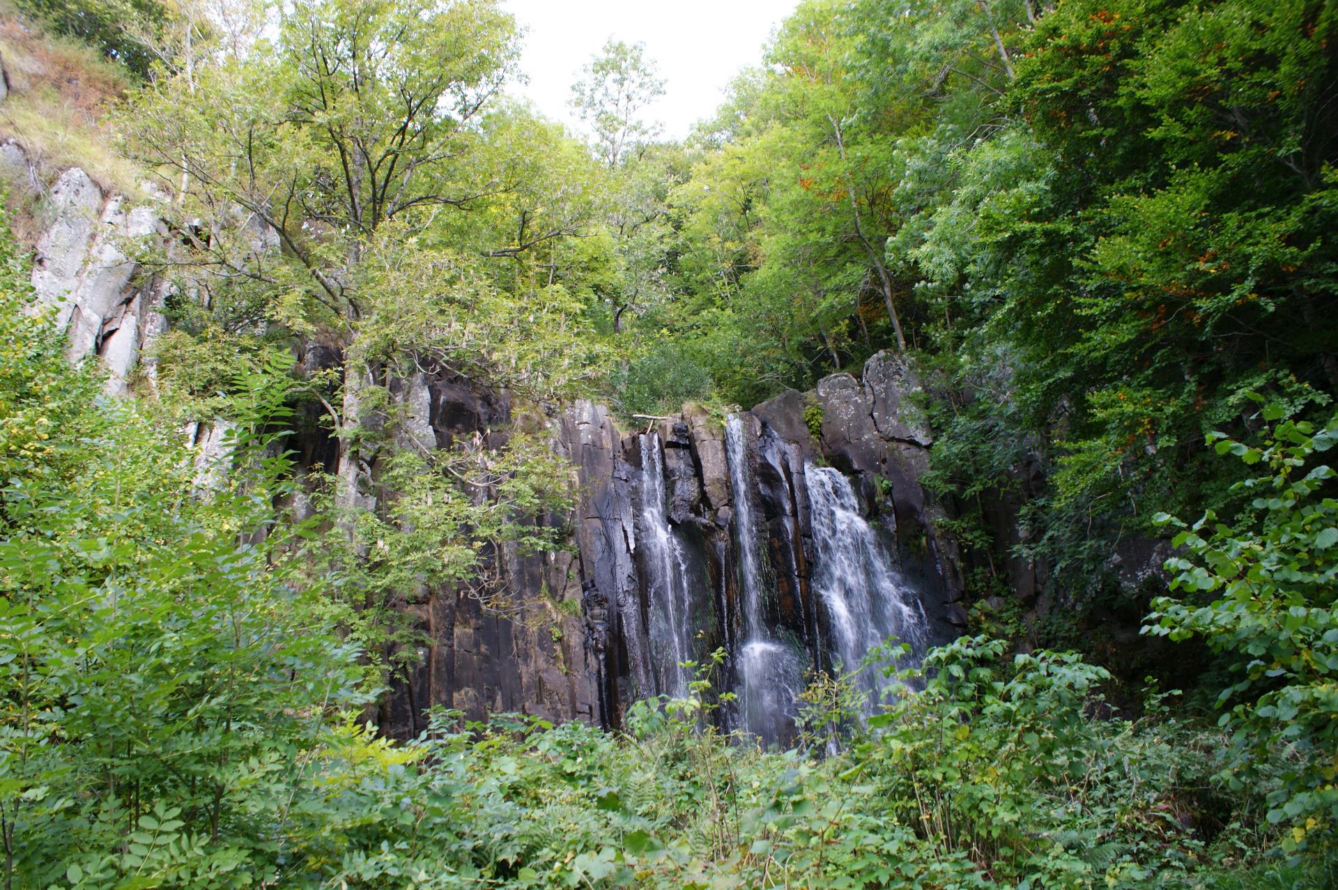 cascades de Vèze (Cantal)