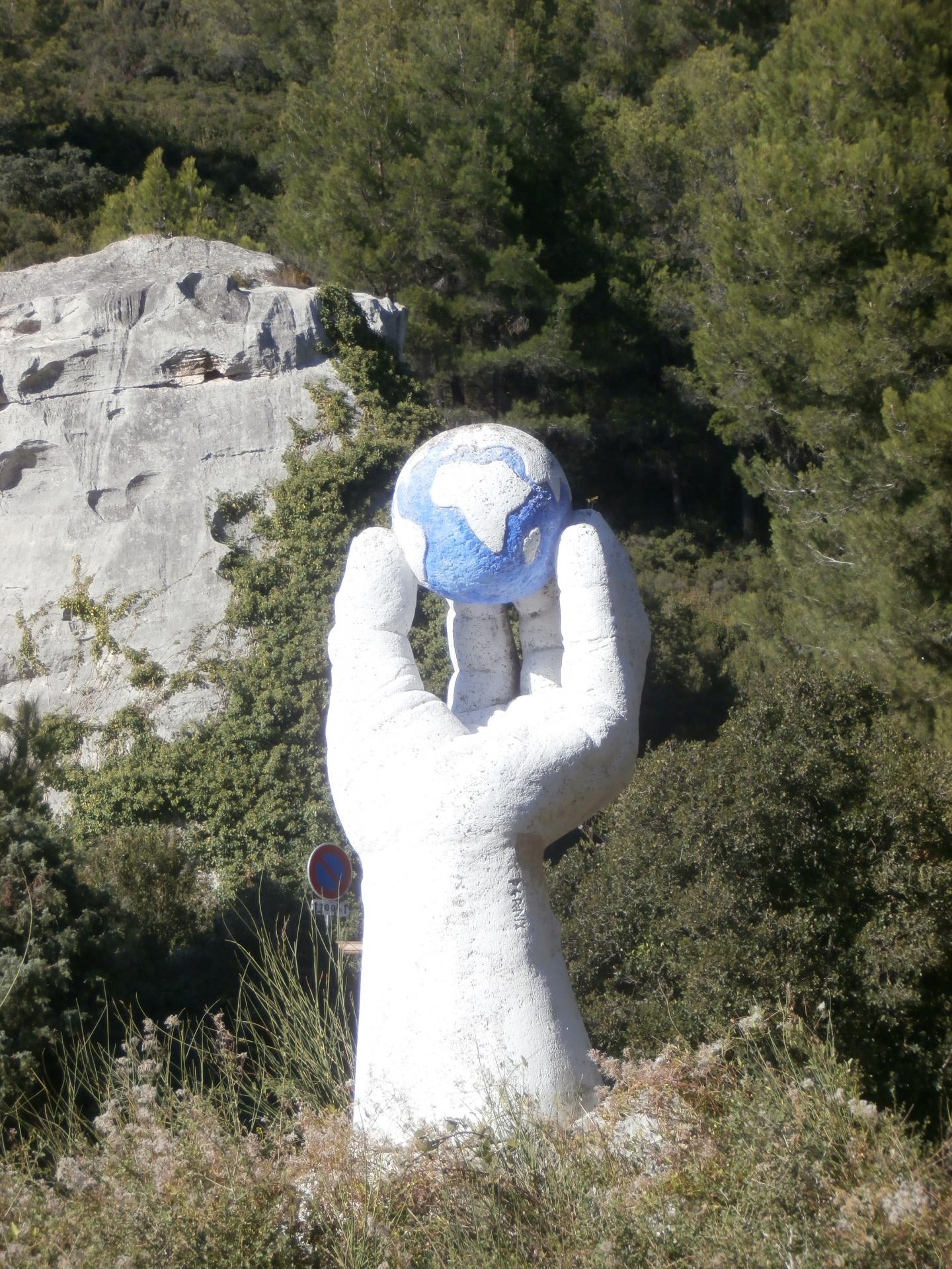 the World in Your Hand (Baux de Provence)