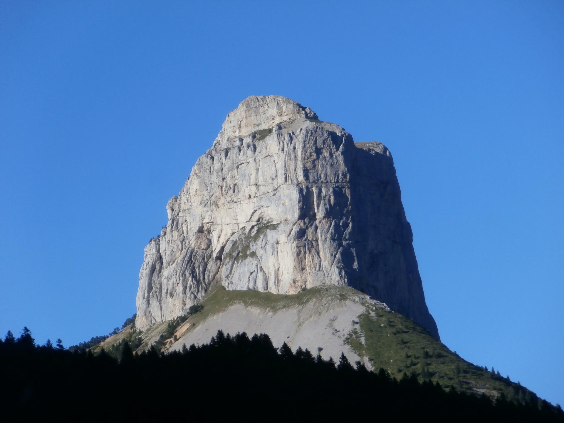 le Mont Aiguille, la proue du navire