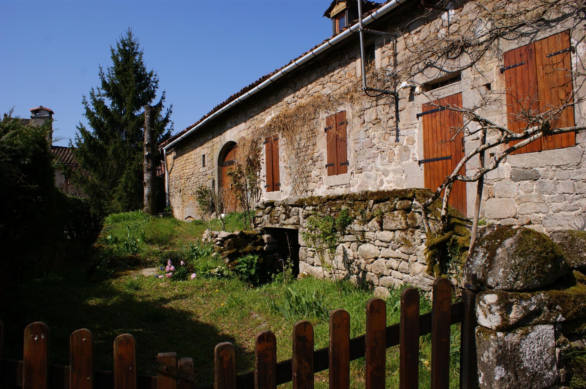 maison à Courbou (Cantal)