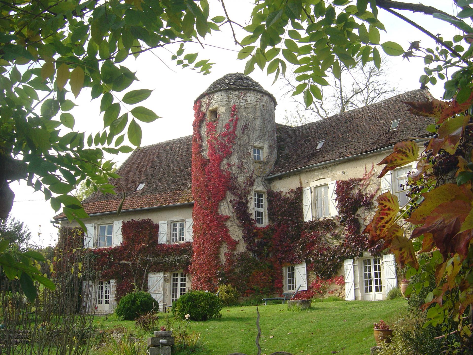 Manoir à Loupchat (Cantal)