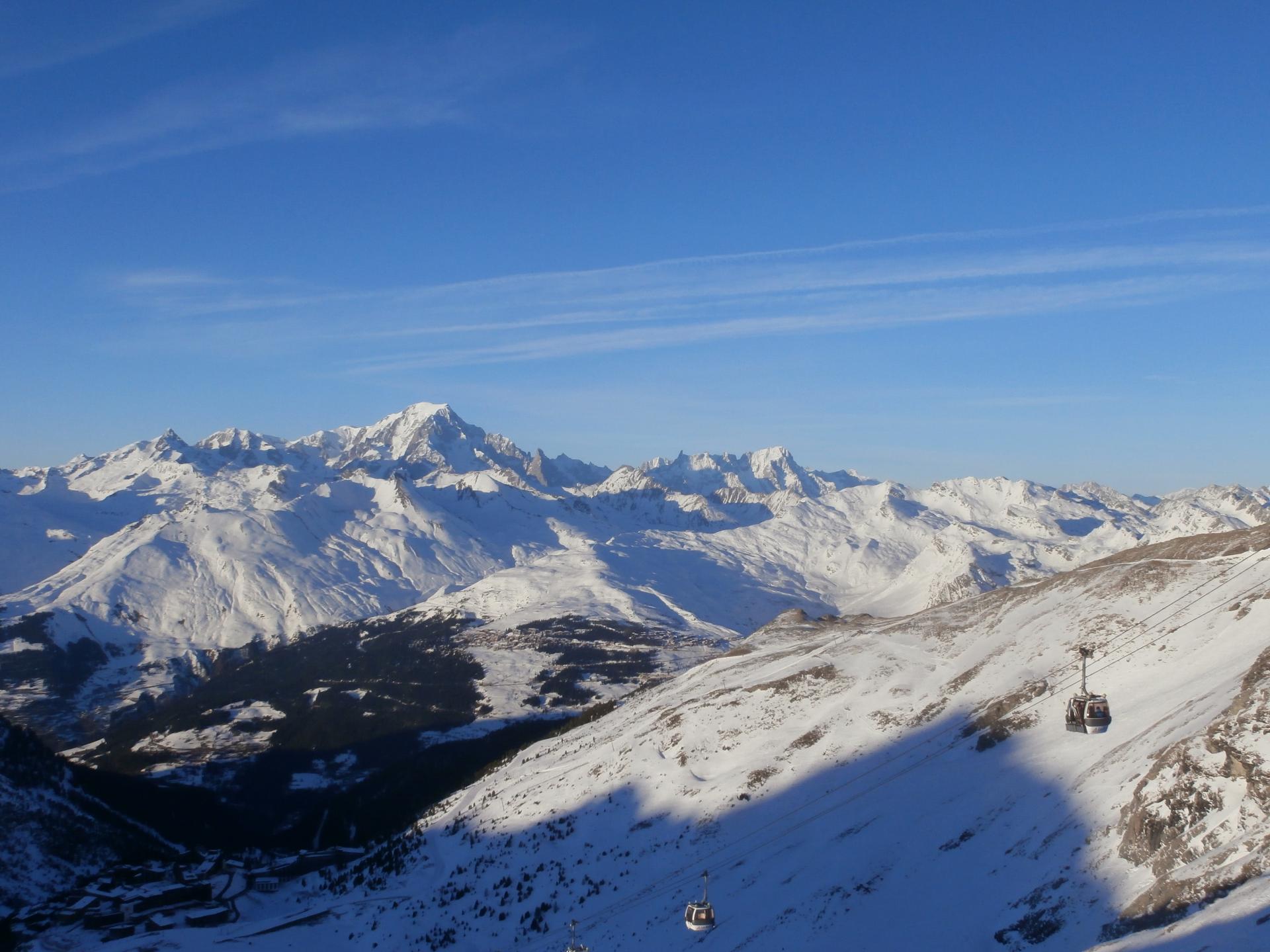 Pénurie de neige aux Arcs 